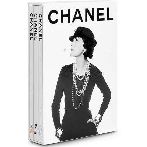 histoire de chanel en quelques dates|la maison De Chanel.